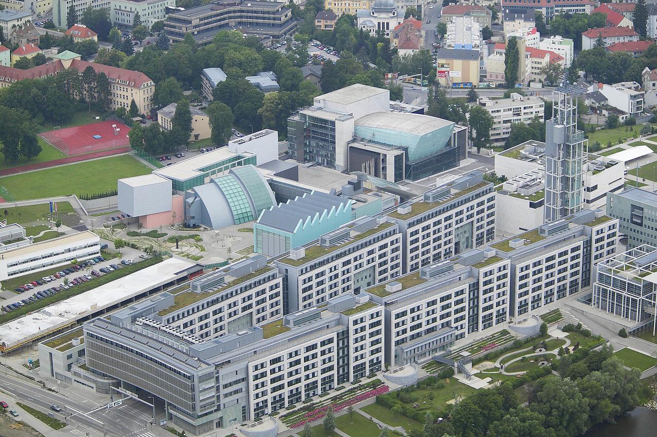 Das Alfred Sankt Poelten Buitenkant foto
